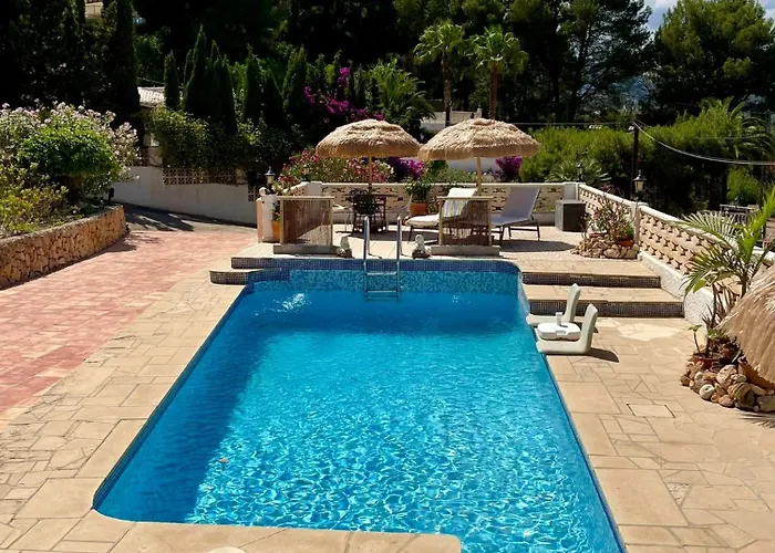 Yurt In La Nucia Met Zwembad